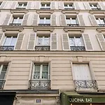 Modern 1 Bedroom Apartment Near Eiffel Tower