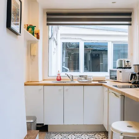Modern 1 Bedroom Near Eiffel Tower Parigi